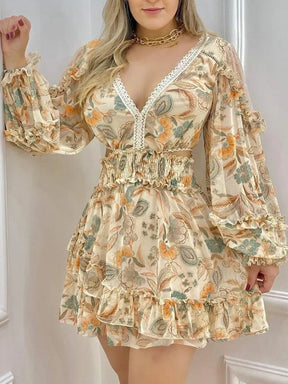 Vestido Emmy: Charme Floral com Detalhes Sofisticados!